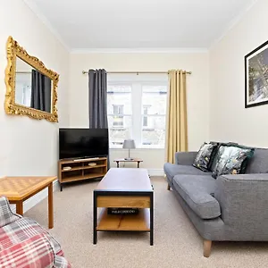 Joivy Modern Flat On Rose Street Edimburgo