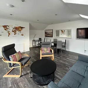 Apartment Very Central, Charlotte Square, Princes St